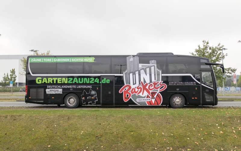 Uni Baskets Paderborn - Sponsoring Buswerbung